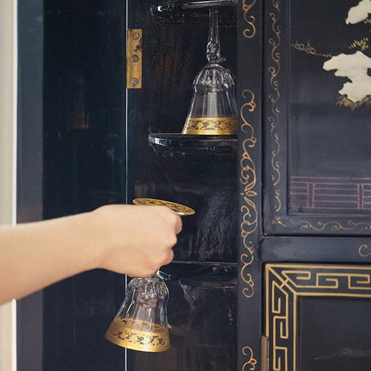 【已售】独角鹿西洋古董 20世纪中国出品侍女图主题黑漆描金百宝嵌多功能酒柜 商品图2