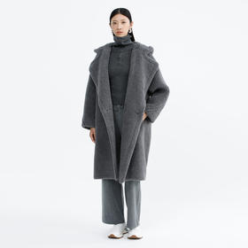 卡莉朵拉呢大衣C27D7782