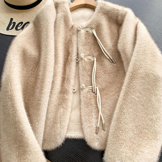 【M家同款】SUSX新中式欧貂绒皮草外套 纯手工定制盘扣 古典东方美A05325（下单3-7天发货） 商品图5