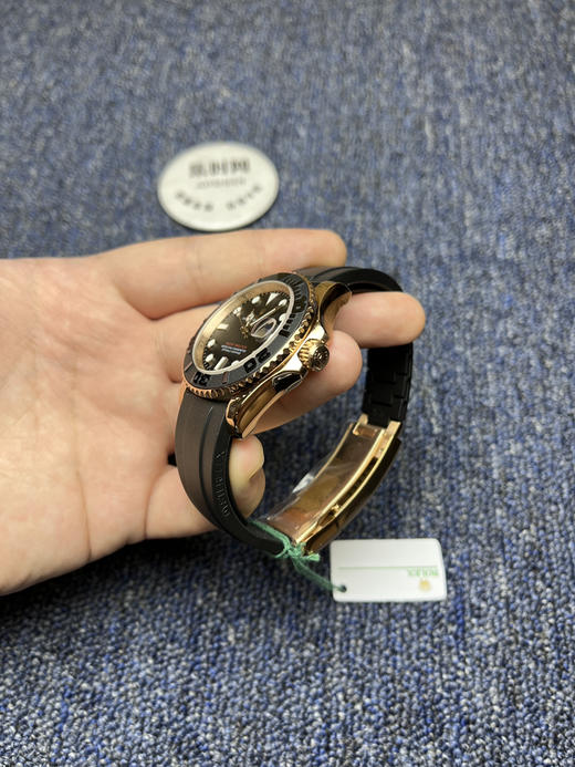 ROLEX劳力士游艇名仕型“金游艇”40mm 男士腕表
机芯：搭载进口西铁城 商品图3