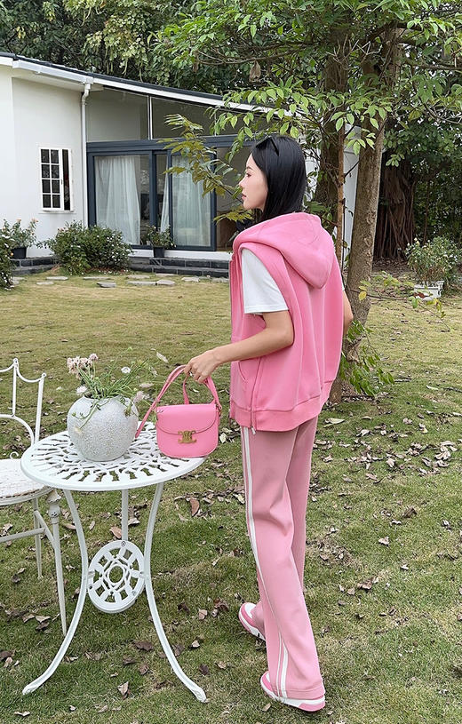 带帽左胸绣线拉链马甲 9521060024 商品图9