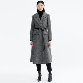 卡莉朵拉呢大衣C27D7711