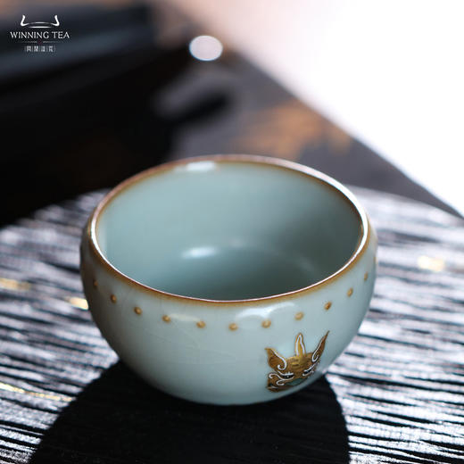 问鼎汝瓷虎首战鼓杯（描金绘画百兽） 商品图2