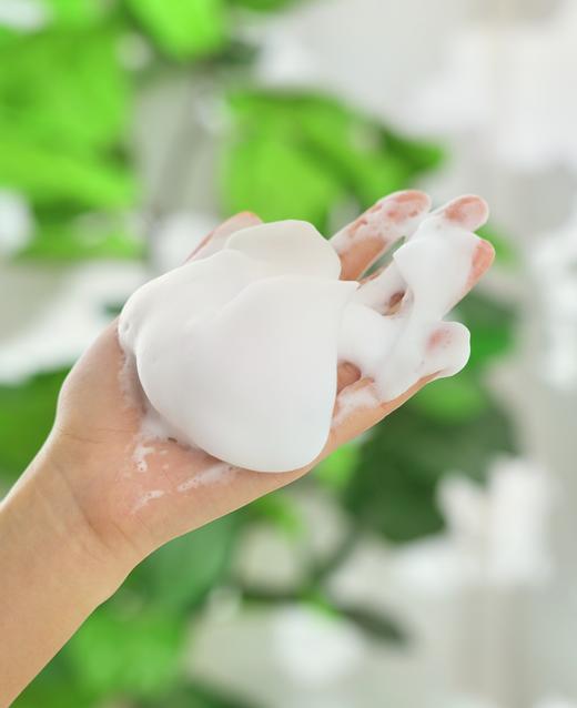 羽绒服免水洗🌟3瓶💰28.8『白倍极羽绒服清洁剂』只需要刷一刷，再擦一擦，简单轻松就去除羽绒服外套上的污渍❗ 商品图5