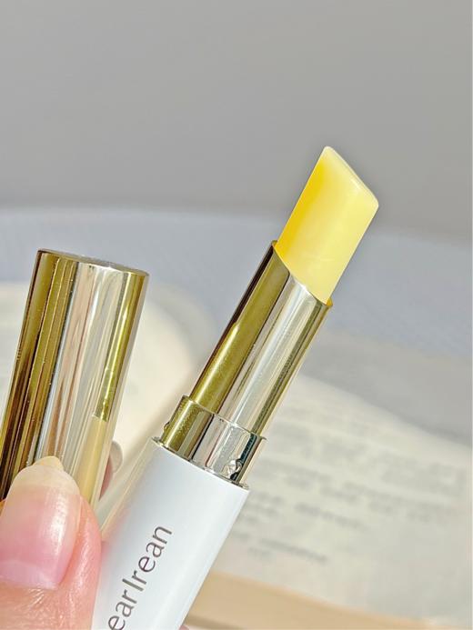 速抢💥45💰！ 【独特艾琳香氛精华唇膏】 敲润敲美💗秒变果汁嘟嘟唇😍官旗一只￥79！✅唇膏届的“美颜相机” ✅一抹即化滋润膏体~ ✅嘴唇滋润一整天💦秋冬不干燥 商品图5