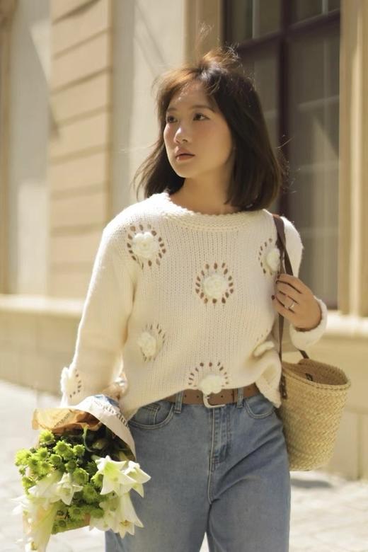 Stay2Weeks 立体编织花朵镂空针织上衣 19166 商品图0