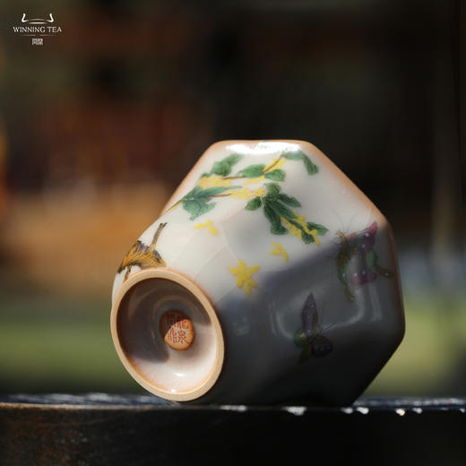 龙泉问鼎彩绘哥窑潭影杯（桂花蝶梦）(缺货) 商品图4