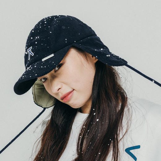 【品牌直发】ACMEITEM爱棵米 户外情侣灯芯绒复古护耳帽保暖可调节帽子男女冬GAF3540404G 商品图1