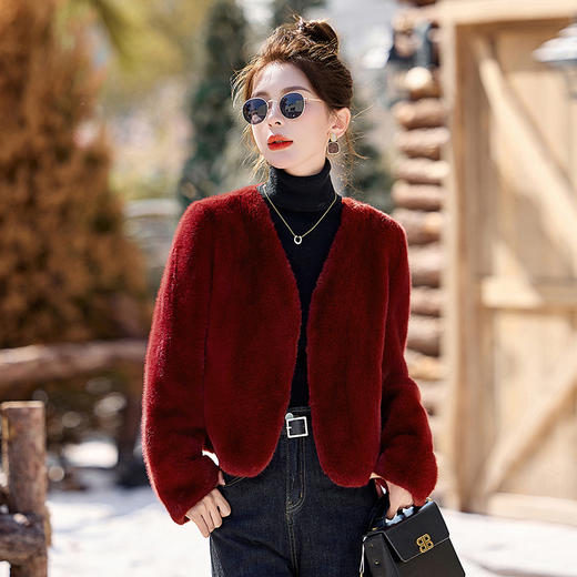 小香风皮毛一体外套，秋冬款小个子时尚减龄短款保暖上衣LNS9720 商品图0