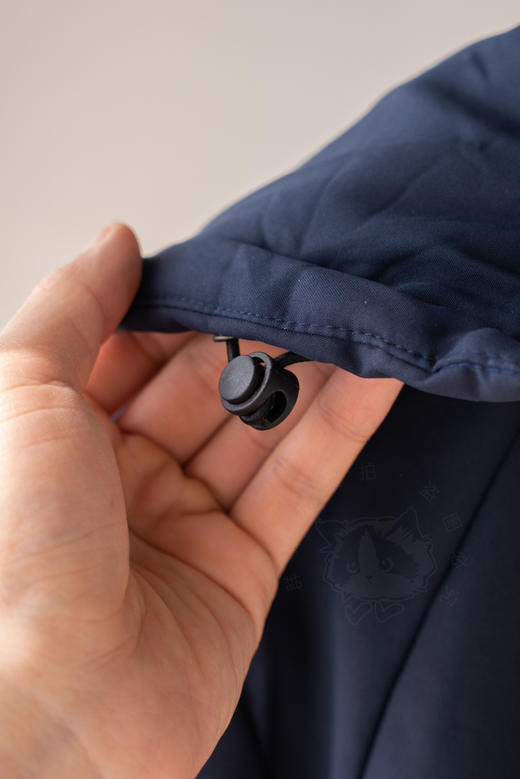 【韩国🇰🇷 NECHEER柏奥玛·金标棉服系列】  ✅，银泰、上海新天地在售，官方授权，正品防伪  ✅石墨烯导热+两侧仿貂绒设计，零下可穿，一件过冬  ✅黑科技疏水设计，防水防风防油污 商品图4