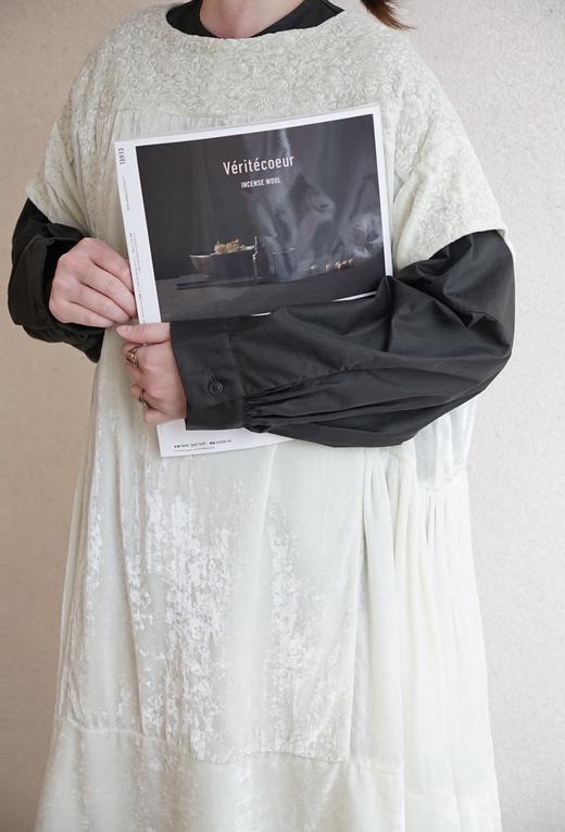 Aodress手工刺绣丝绵连衣裙 商品图1