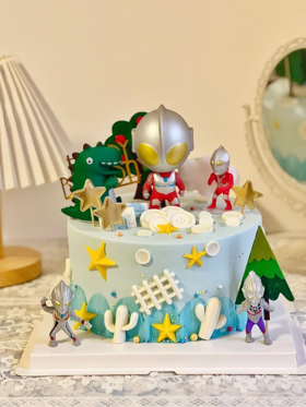 奥特曼天团打倒小怪兽蛋糕
