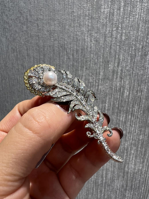 1113-5宝诗龙同款羽毛胸针 8-8.5mmAkoya珍珠 高碳钻 灵动羽毛胸针 8枚 商品图5