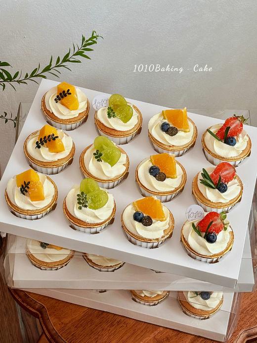 「当季水果·cupcake纸杯蛋糕·12个装」北海道配方有内馅·100%动物奶油（提前24小时预订） 商品图1