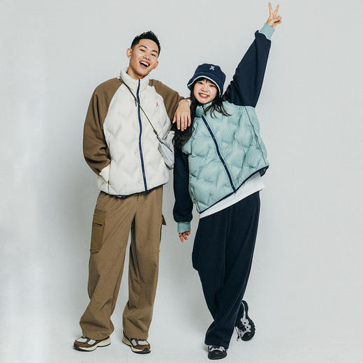 【品牌直发】ACMEITEM爱棵米 户外拼接立领羽绒服轻量防泼水宽松羽绒衣男女GAF3110894G 商品图2
