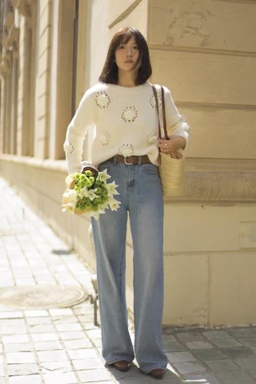 Stay2Weeks 立体编织花朵镂空针织上衣 19166 商品图1