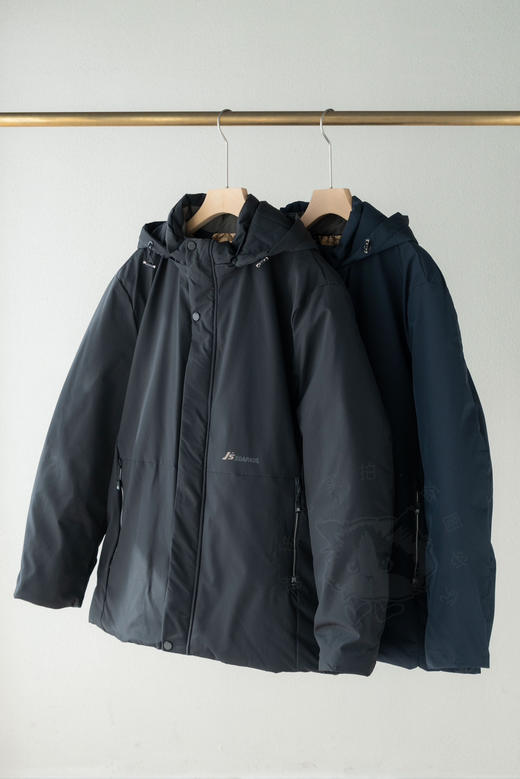 【韩国🇰🇷 NECHEER柏奥玛·金标棉服系列】  ✅，银泰、上海新天地在售，官方授权，正品防伪  ✅石墨烯导热+两侧仿貂绒设计，零下可穿，一件过冬  ✅黑科技疏水设计，防水防风防油污 商品图0