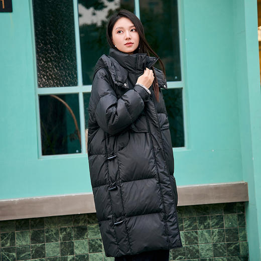 NEELLY纳俪商场同款冬季新款连帽立领保暖羽绒服女廓形过膝外套N24104L07742 商品图3