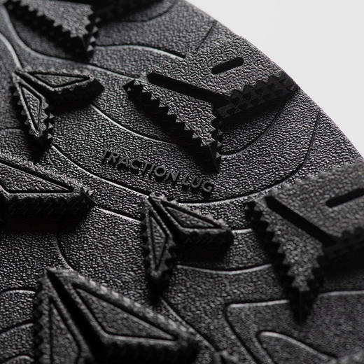 限时特价  E335全防水Vibram旋钮系带徒步登山鞋  商品图1