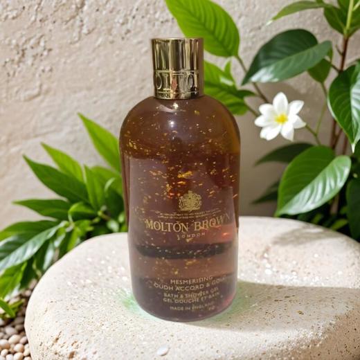 摩顿布朗沐浴露（沉香金箔） 300ml/瓶 商品图0