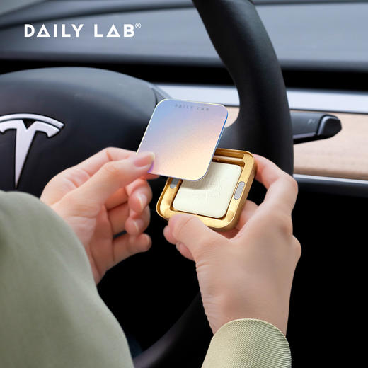 DAILY LAB流光玻璃 特斯拉Tesla Model 3/Y 【老车款】 专属车载香薰 商品图6