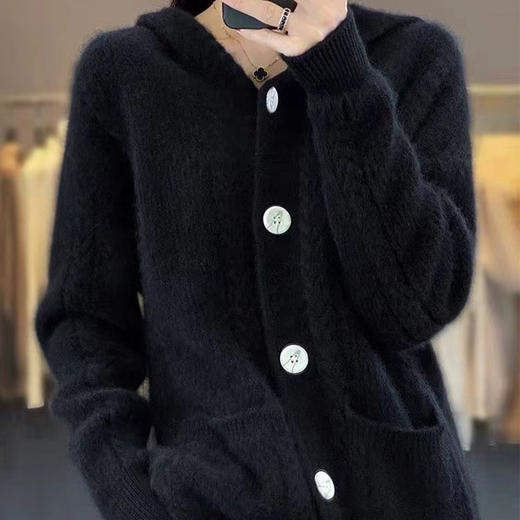 QHJY-Y1161重磅加厚连帽中长款开衫女24秋冬宽松带兜软糯安迪绒针织毛衣外套 商品图1