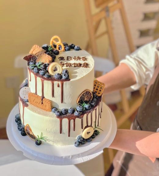 简约蓝莓鲜果饼干双层蛋糕 商品图0