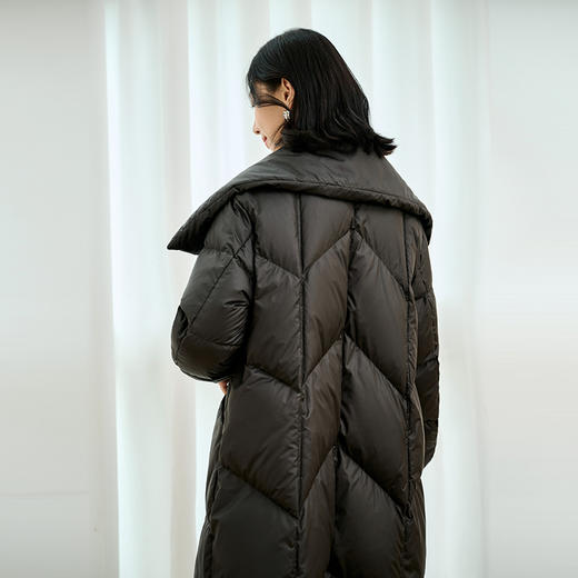NEELLY纳俪商场同款冬季新款大翻领90%鸭绒中长款保暖羽绒服女N24104L07740 商品图1