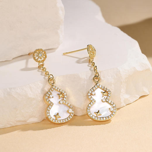 Manreya玛芮雅“玲珑福星”法式贝母耳坠 商品图1