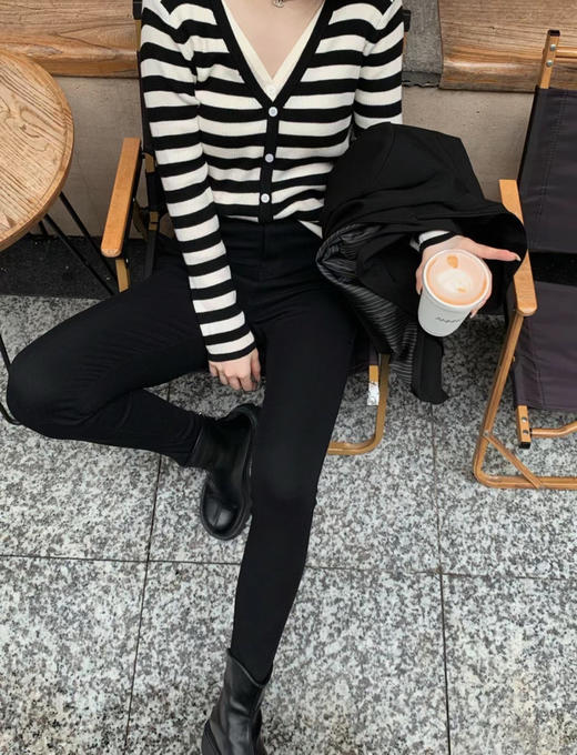 【春节不打烊】杭州大厦🏬品牌同货源❗【黑金鹅绒小黑裤】勾勒腰臀线，美丽优雅过深冬❗可抵御零下30度寒冷，预防老寒腿⚠️🚚发货时效：48小时内（送运费险哦~） 商品图11