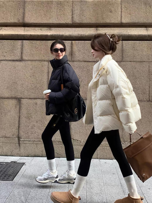 【仟梓赫 男女同款情侣立领面包棉服】♦️最大码可穿到200斤❗️冬日行走的小火炉🔥降温的日子就要陷在面包棉服里呀～  商品图1