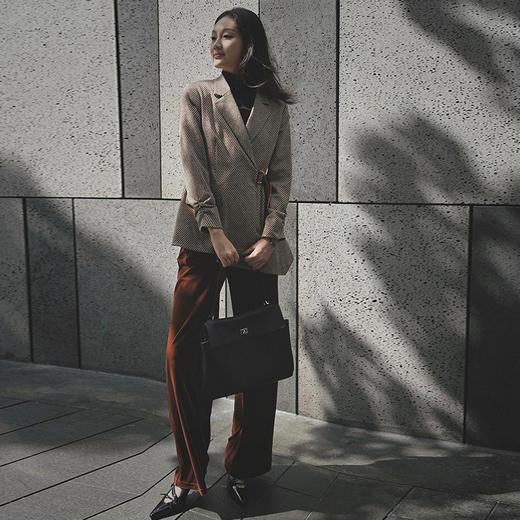 【顺丰包邮】99526 洛诗琳秋冬时髦复古优雅系带西装丝绒长裤套装394 商品图3