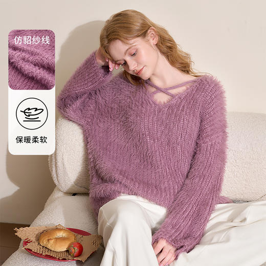 西遇短款V领套头毛衣女冬季新款紫色小众交叉设计感上衣D0044042 商品图0