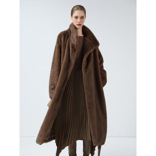 COCOBELLA仿天鹅绒整貂环保皮草外套长款立领毛绒大衣FU3100 商品图2