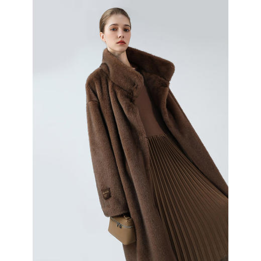 COCOBELLA仿天鹅绒整貂环保皮草外套长款立领毛绒大衣FU3100 商品图3