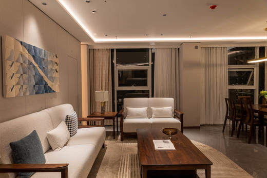 【现代实木风-NJT2101沙发】现代实木/现代简约/客厅/北美黑胡桃/实木沙发 商品图1