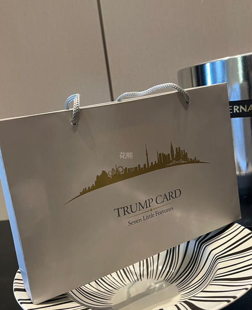 【七小福联名香水套盒】闭眼买哈哈味道都很好闻!!绝对都是热门香!!小小的随身携带!超方便!兴 福利香水小样7件套盒的仪式感小物真的是要拥有一下，品质好物 送人也不错! 商品图2