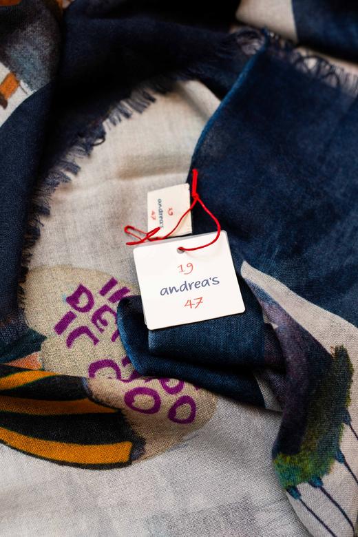 19 Andrea‘s 47 羊绒围巾 商品图2