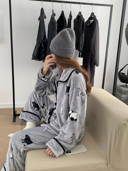 熊猫嘭嘭法兰绒家居服套装可外穿秋冬加厚情侣长袖睡衣 趣味孟聪 温暖过冬 商品图6