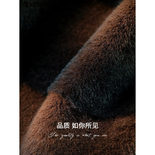 COCOBELLA仿天鹅绒丰盈绒感环保皮草大衣横排工艺外套FU7009 商品图4