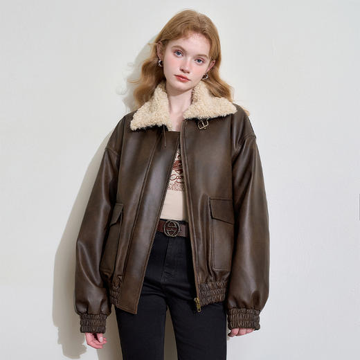 西遇皮衣加绒短外套女冬季新款翻领拼接皮毛一体加厚夹克D0044082 商品图2