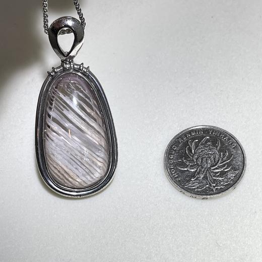 白幽灵吊坠 尺寸5.1/2.2cm 商品图0