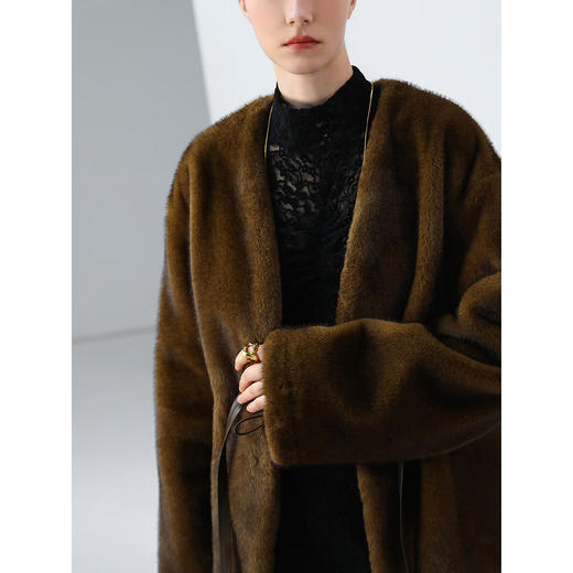 COCOBELLA高奢原色仿貂绒环保皮草外套PU腰带短款大衣FU3003-2 商品图2