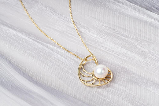 「鹦鹉螺」Akoya珍珠14k金吊坠 商品图1