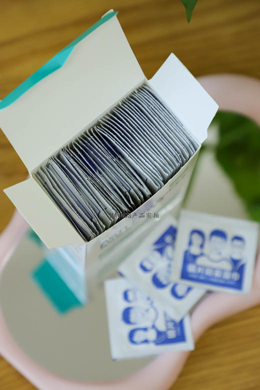 //【MAYNOS镜片防雾清洁湿巾】秋冬戴眼镜的朋友，都去囤！！全新升级西柚+海洋香，防雾➕清洁➕消毒❗️轻轻一擦清晰透明，3秒速干彻底告别模糊视界~  商品图4