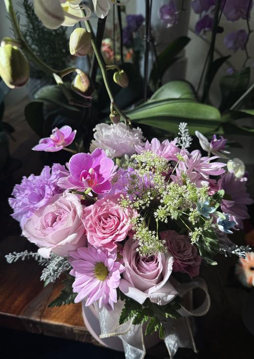 抱抱桶混搭花束（购买备注色系） 商品图4