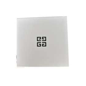 纪梵希礼盒白色中号17cm*17cm*7.5cm