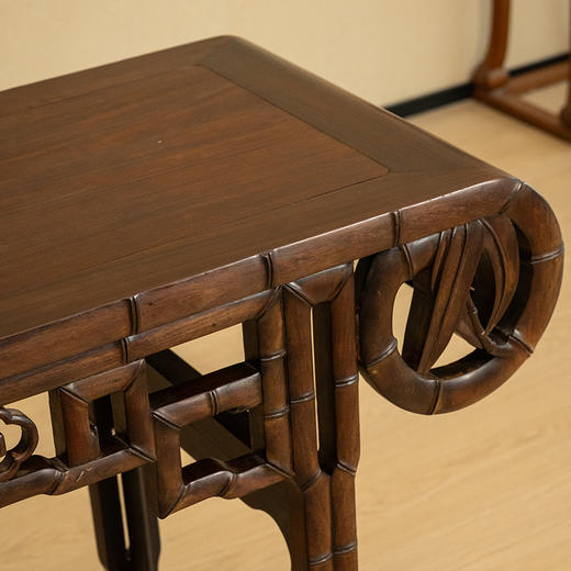 清 红木竹节工书卷式琴桌 商品图3
