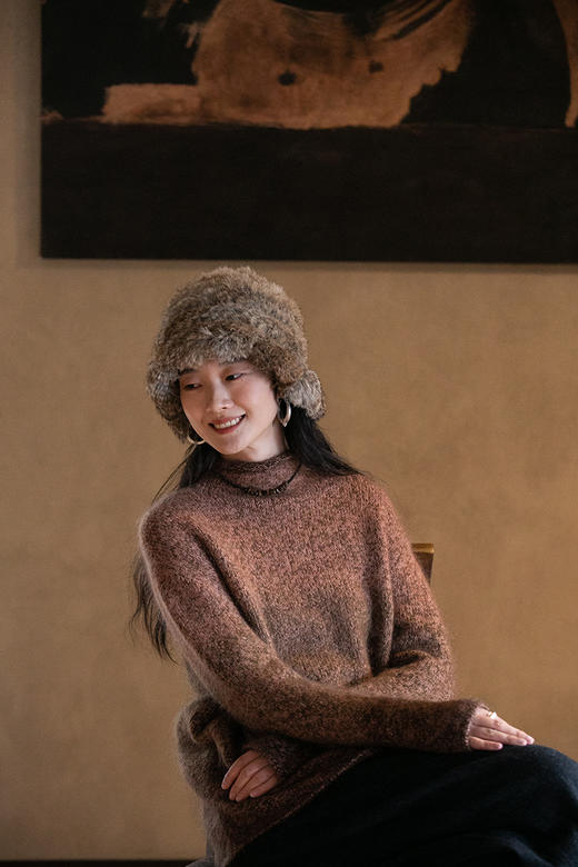 牧衣游原创 渐变色马海毛混织套头衫女新款细腻保暖圆领毛衣 觅贝 商品图5