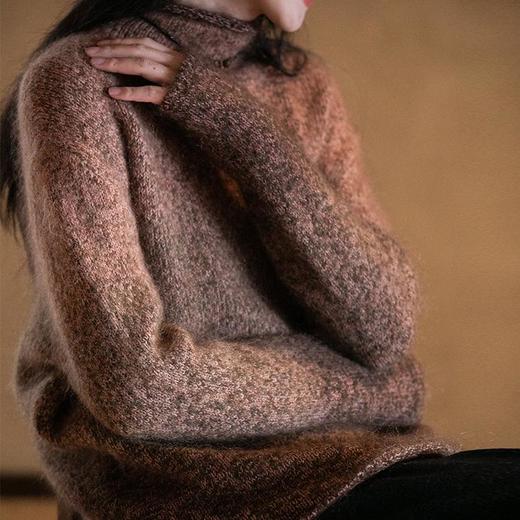 牧衣游原创 渐变色马海毛混织套头衫女新款细腻保暖圆领毛衣 觅贝 商品图3
